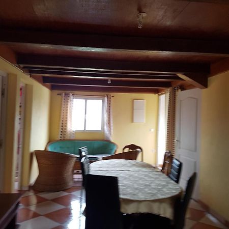 Le Moutardier Cilaos Esterno foto